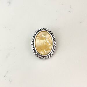 Vintage West Germany 1950’s Mother Of Pearl Scarf Clip